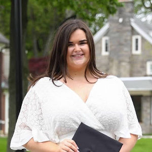 Meet your Posher, Madelyn